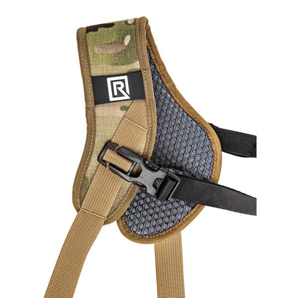 291008_10 - BLACKRAPID Canada Chest strap featuring a camouflage pattern, designed for the Sport X camera sling, ideal for outdoor adventures.