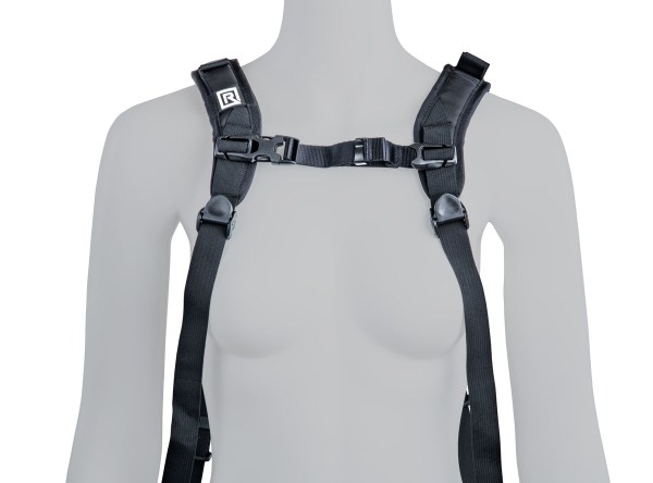 361021_BLACKRAPID_DoubleX_Slim_03_Web - BLACKRAPID Canada A mannequin displaying a harness secured around its torso, showcasing a fitting or design feature.